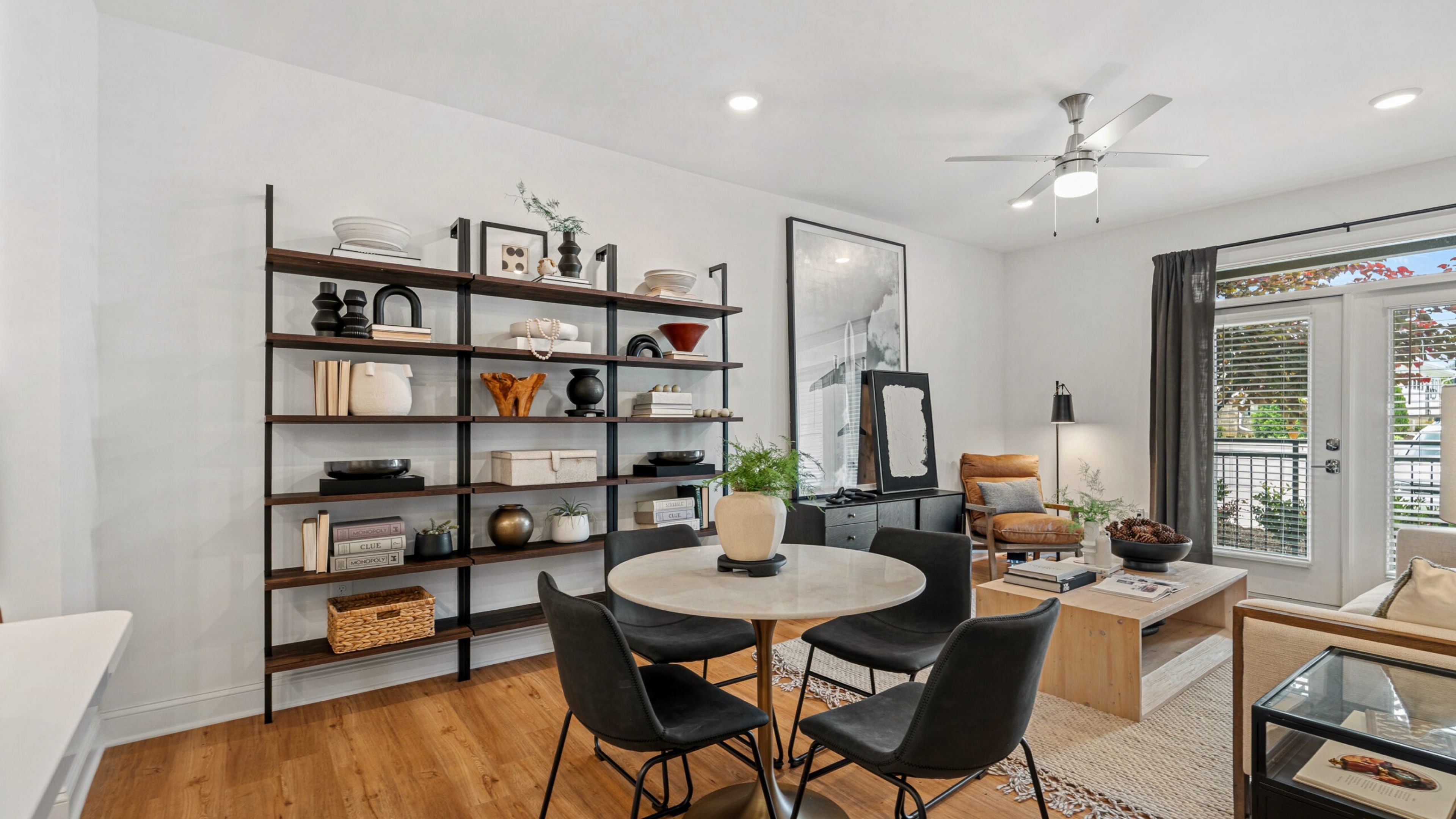 Hawthorne at Holly Springs apartment dining area and kitchen with pendant lighting